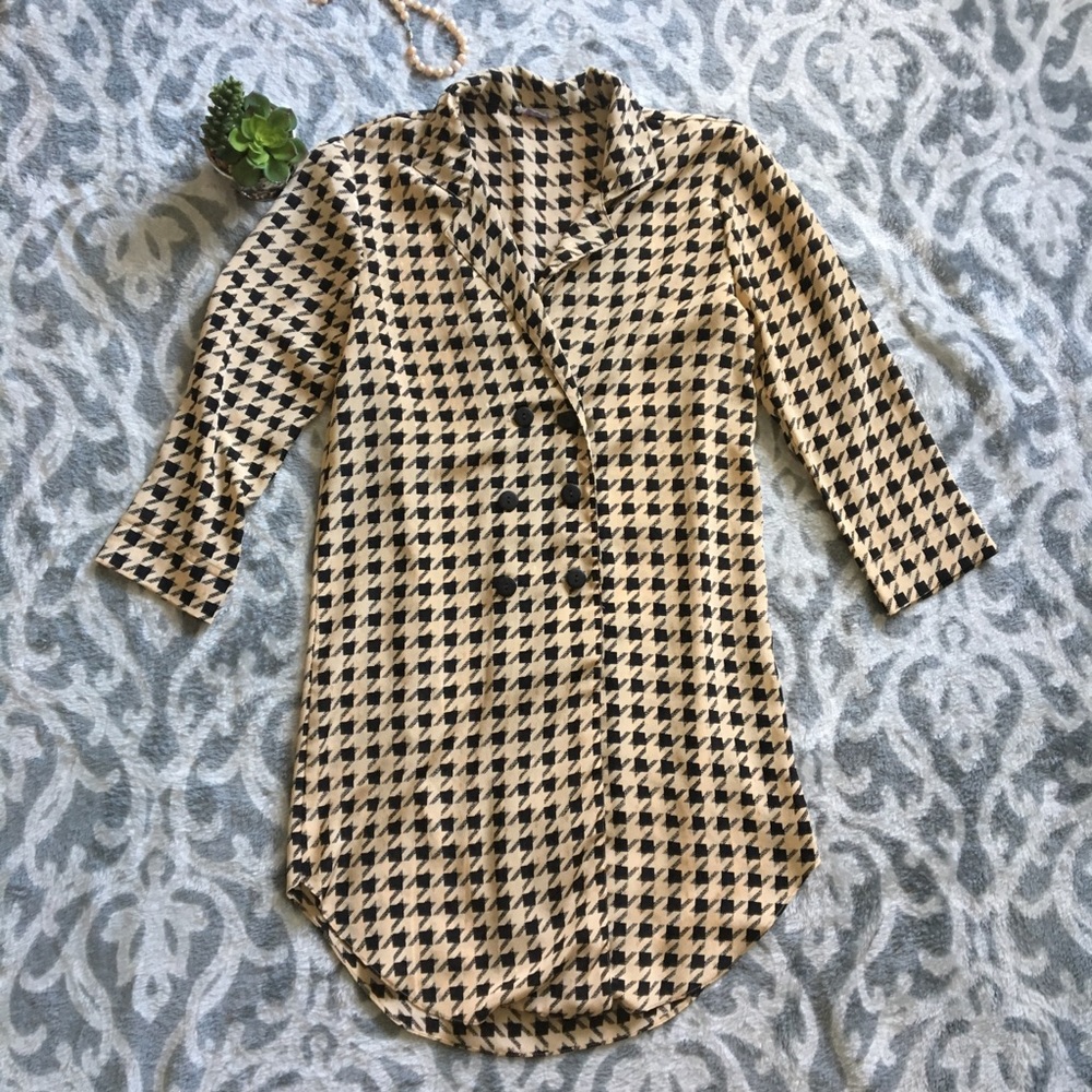 Women vintage black tan houndstooth dress